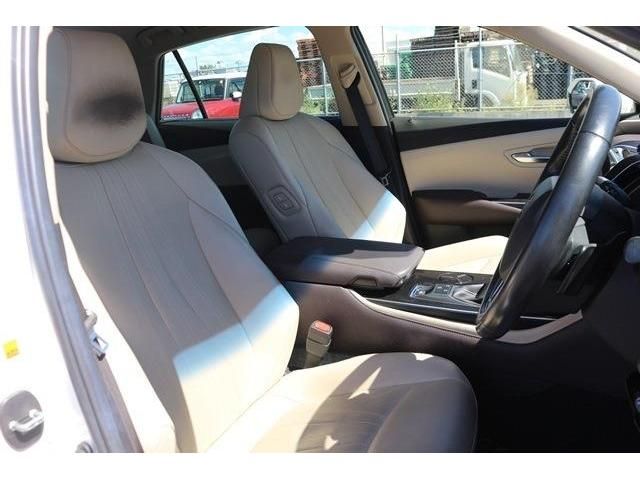 Toyota CROWN SEDAN 2018-07 24691-12
