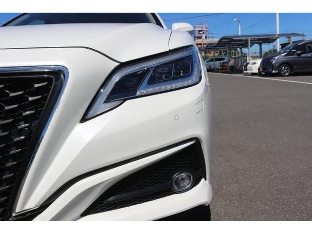 Toyota CROWN SEDAN 2018-07 24691-5