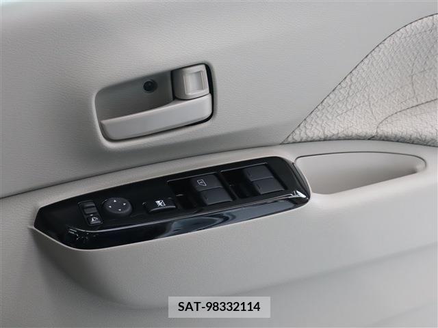 Nissan ROOX 2022-03 208848-4
