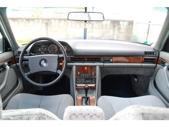 Mercedes Benz S-CLASS 1985-07 1502-14