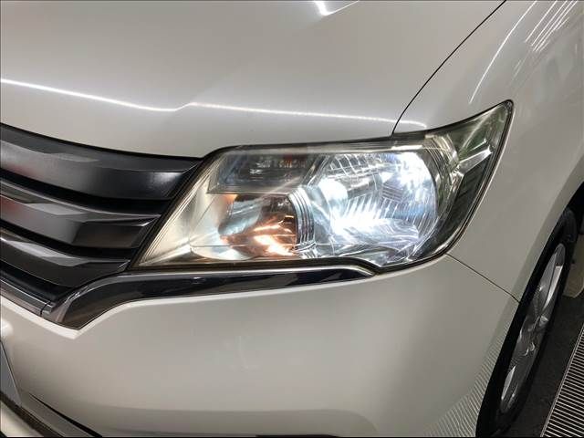 Nissan SERENA 2013-01 185040-17