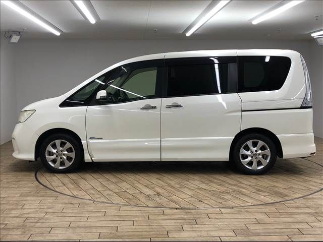 Nissan SERENA 2013-01 185040-13
