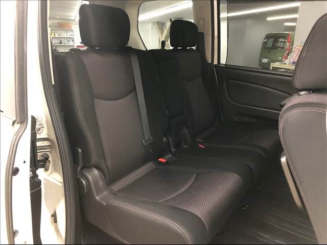 Nissan SERENA 2013-01 185040-9