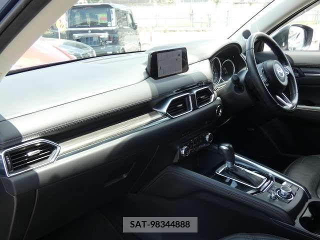 Mazda CX-5 2018-01 358579-9