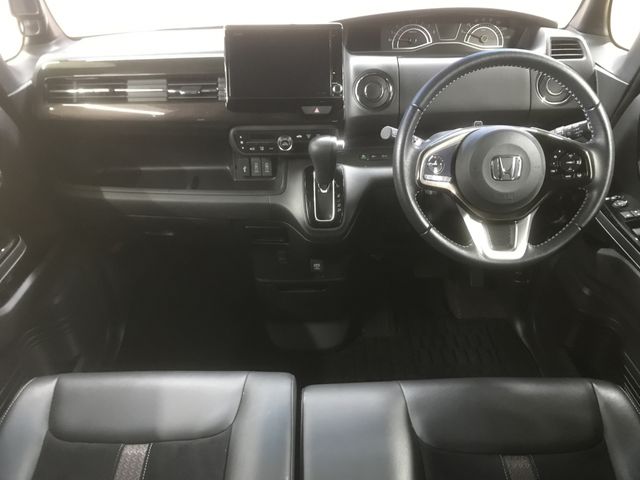 Honda N BOX CUSTOM 2019-02 196024-9
