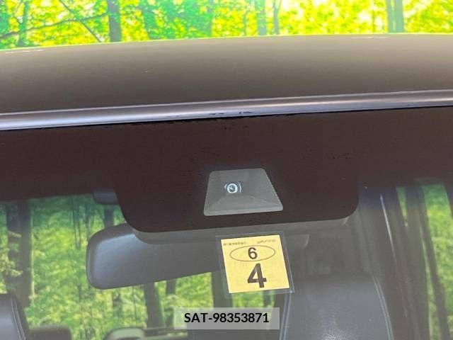 Honda N BOX CUSTOM 2019-04 279263-4