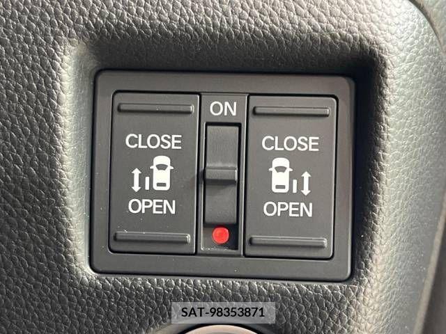Honda N BOX CUSTOM 2019-04 279263-5