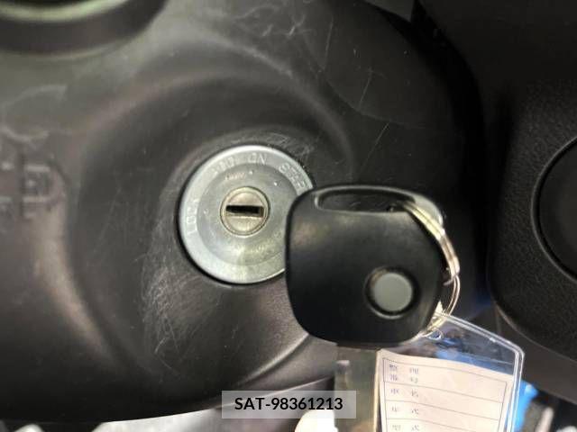 Suzuki ALTO 2019-05 389118-6