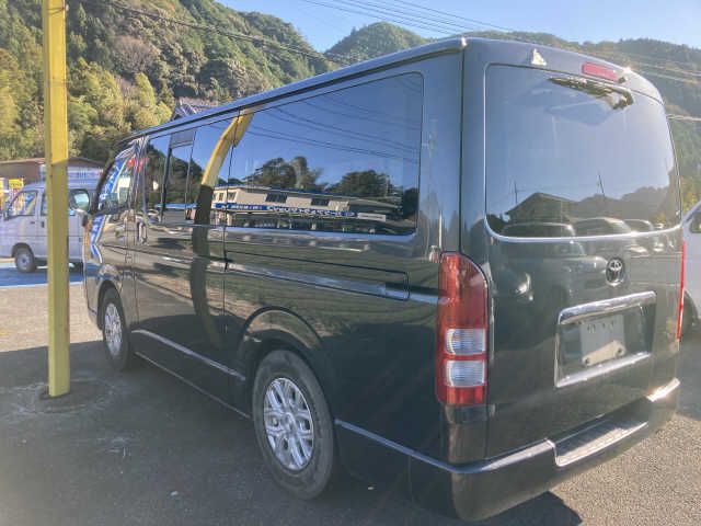 Toyota HIACE VAN 2006-10 195263-2
