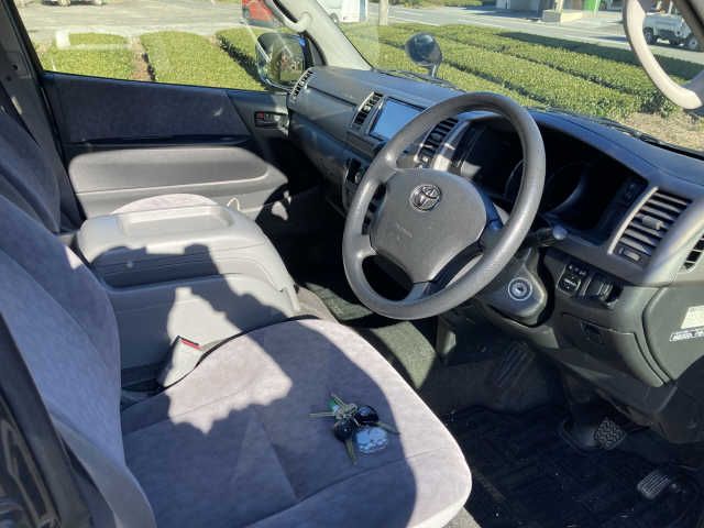 Toyota HIACE VAN 2006-10 195263-1