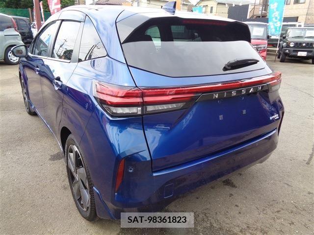 Nissan AURA 2023-01 292960-4