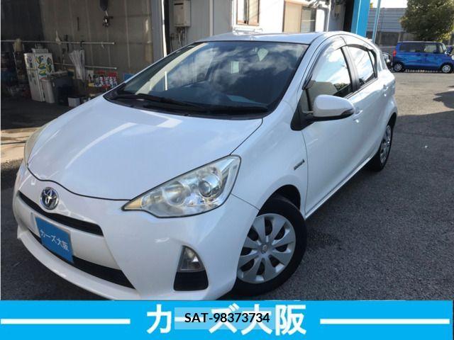 Toyota AQUA 2013-01 260613-0