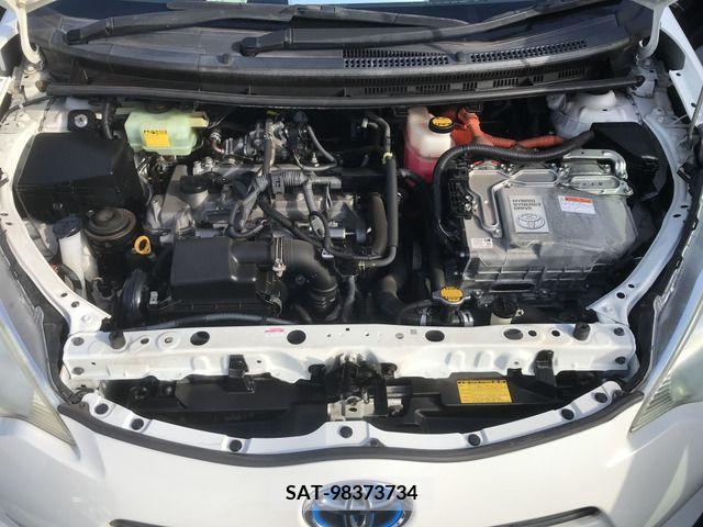 Toyota AQUA 2013-01 260613-9