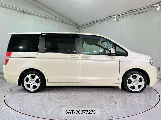 Honda STEP WGN 2009-10 286129-6