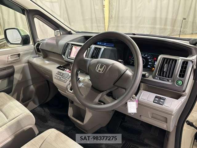 Honda STEP WGN 2009-10 286129-11