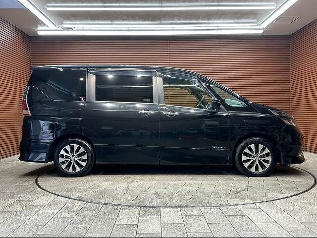 Nissan SERENA 2017-01 184581-17