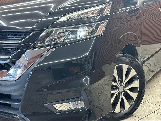 Nissan SERENA 2017-01 184581-10