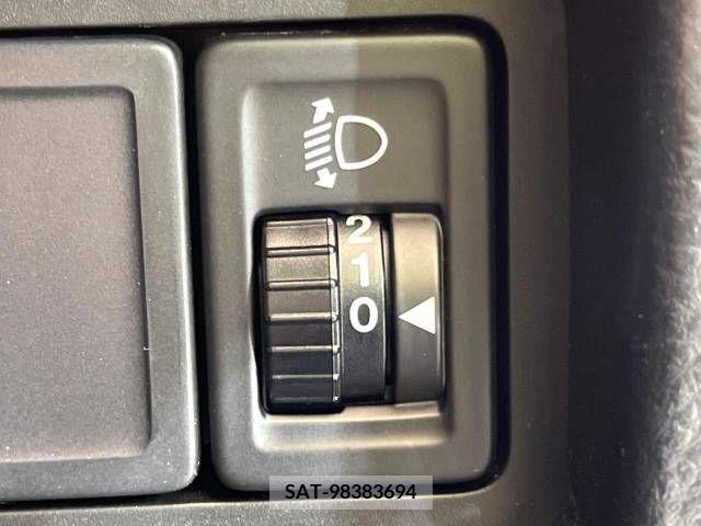 Suzuki SWIFT 2014-05 252368-7