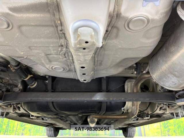 Suzuki SWIFT 2014-05 252368-18