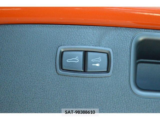 Porsche MACAN 2022-09 366255-21
