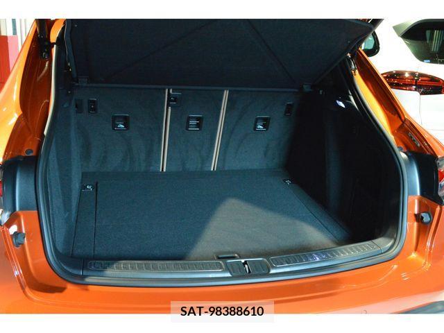 Porsche MACAN 2022-09 366255-20