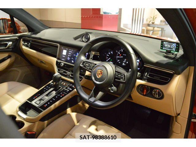 Porsche MACAN 2022-09 366255-6
