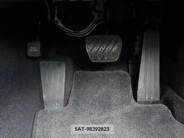 Nissan CIMA HYBRID 2015-01 357879-16