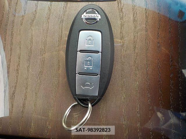 Nissan CIMA HYBRID 2015-01 357879-15