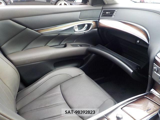 Nissan CIMA HYBRID 2015-01 357879-13
