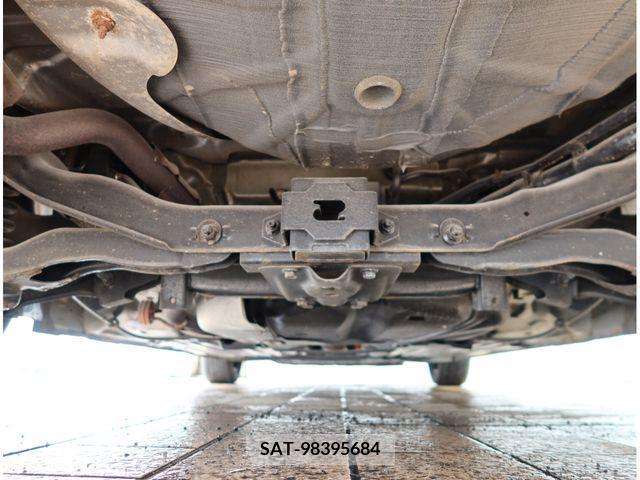 Mazda PREMACY 2010-01 281676-18