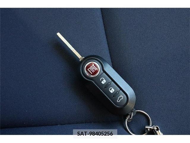 Fiat 500 2021-11 207623-12