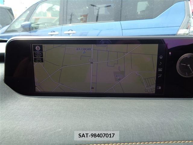 Lexus UX 2021-08 334361-19