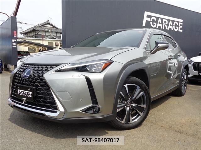 Lexus UX 2021-08 334361-0