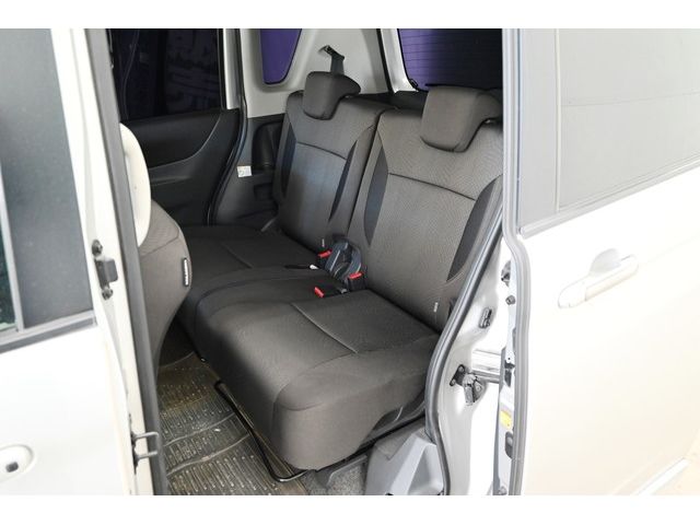 Mitsubishi DELICA D2 2012-07 619-11