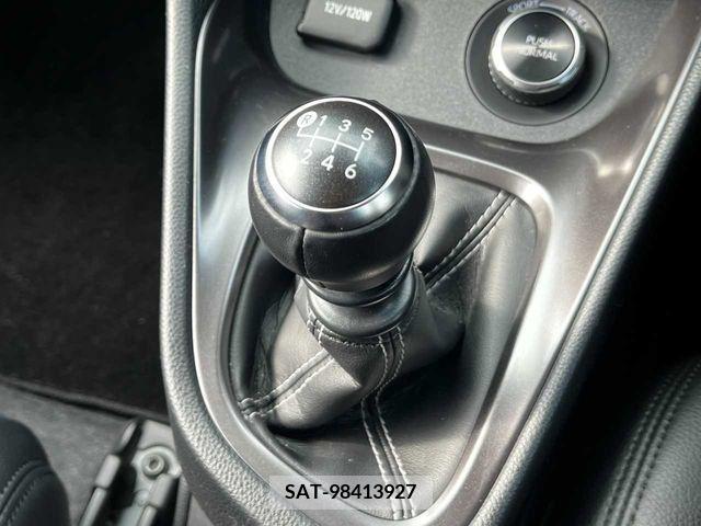 Toyota YARIS 2021-09 270724-6