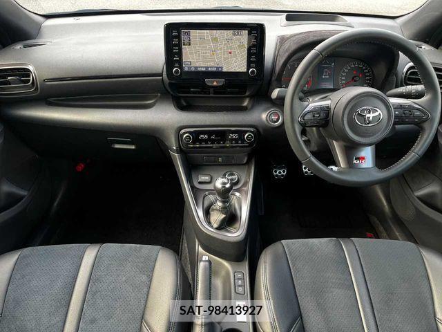 Toyota YARIS 2021-09 270724-1