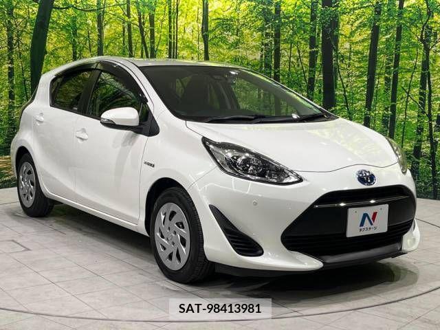 Toyota AQUA 2018-03 260194-16