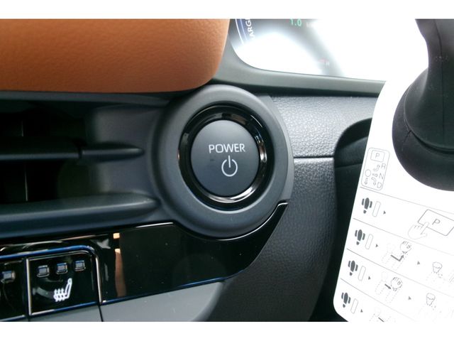 Toyota CROWN 2023-10 14928-15