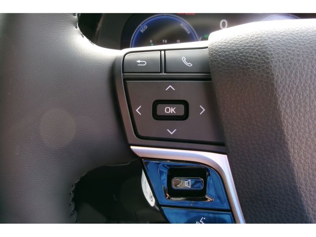 Toyota CROWN 2023-10 14928-23