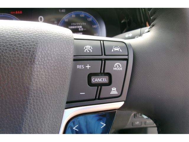 Toyota CROWN 2023-10 14928-25