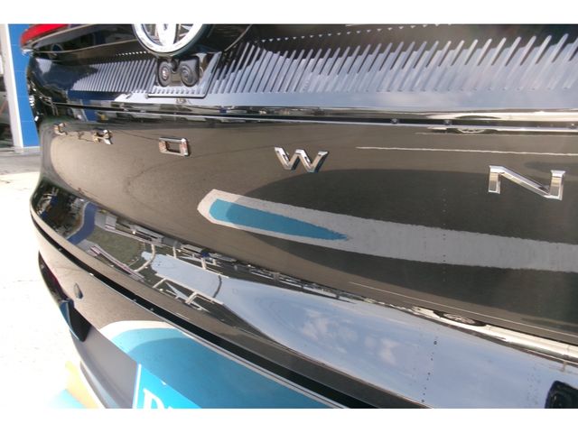 Toyota CROWN 2023-10 14928-16