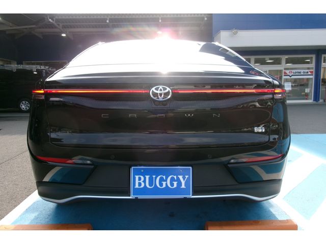 Toyota CROWN 2023-10 14928-18