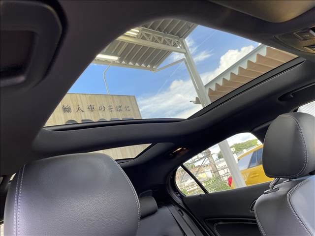 Mercedes Benz GLA-CLASS 2017-04 11487-4