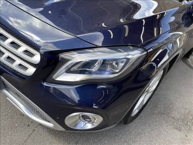 Mercedes Benz GLA-CLASS 2017-04 11487-17