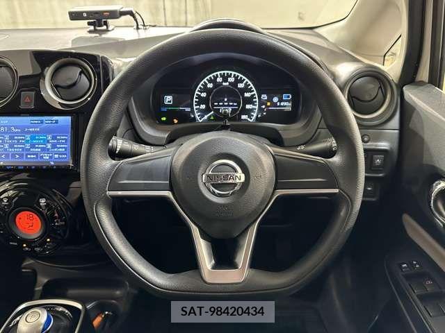 Nissan NOTE 2019-05 305486-13