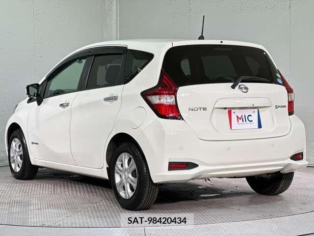 Nissan NOTE 2019-05 305486-10