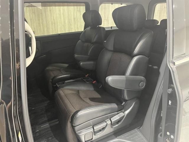 Nissan ELGRAND 2012-06 10473-23