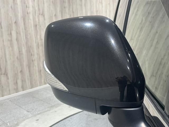 Nissan ELGRAND 2012-06 10473-9