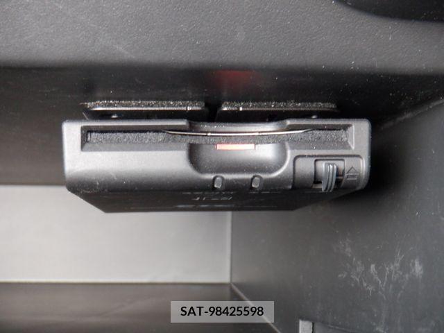 Nissan NOTE 2019-05 325483-3