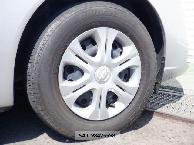 Nissan NOTE 2019-05 325483-18